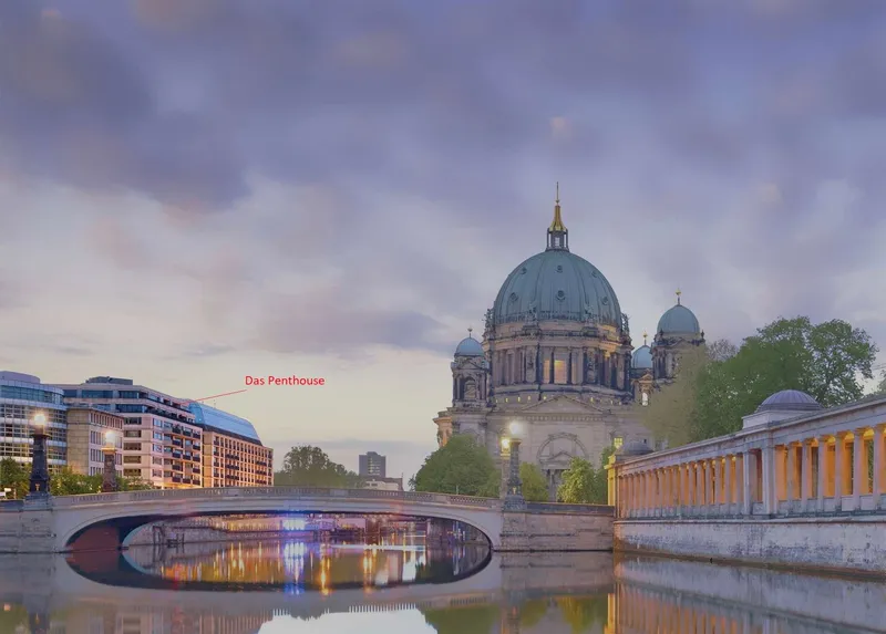 Das ultimative Penthouse gegenüber der Museumsinsel an der Spree u.d. Berliner Dom (8.1) — photo 1